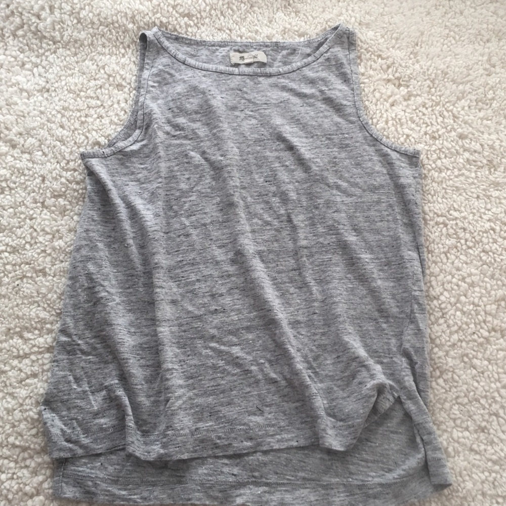 Gray tank top